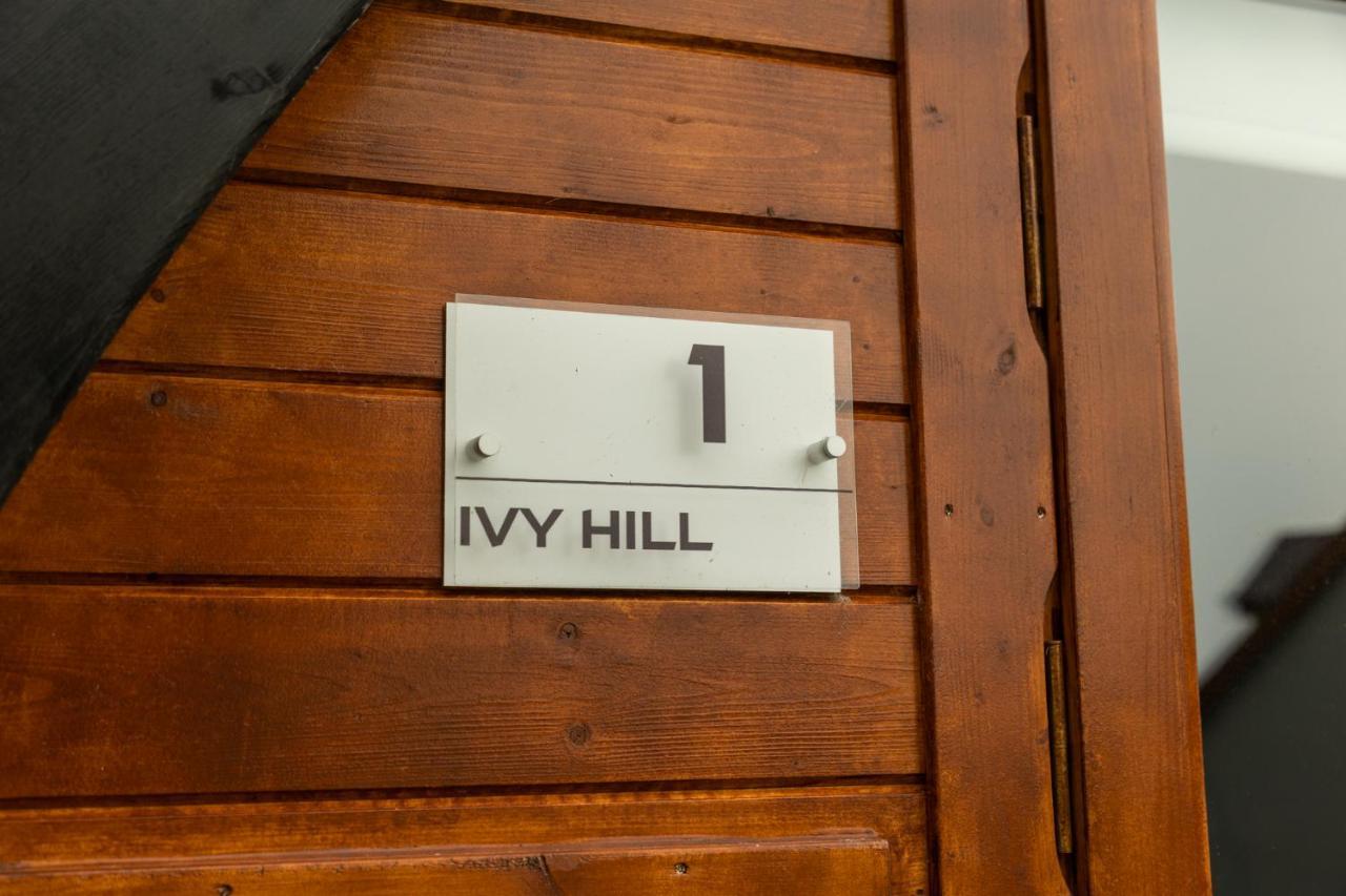 Ivy Hill Glamping Pod Lägenhet Ennis Exteriör bild